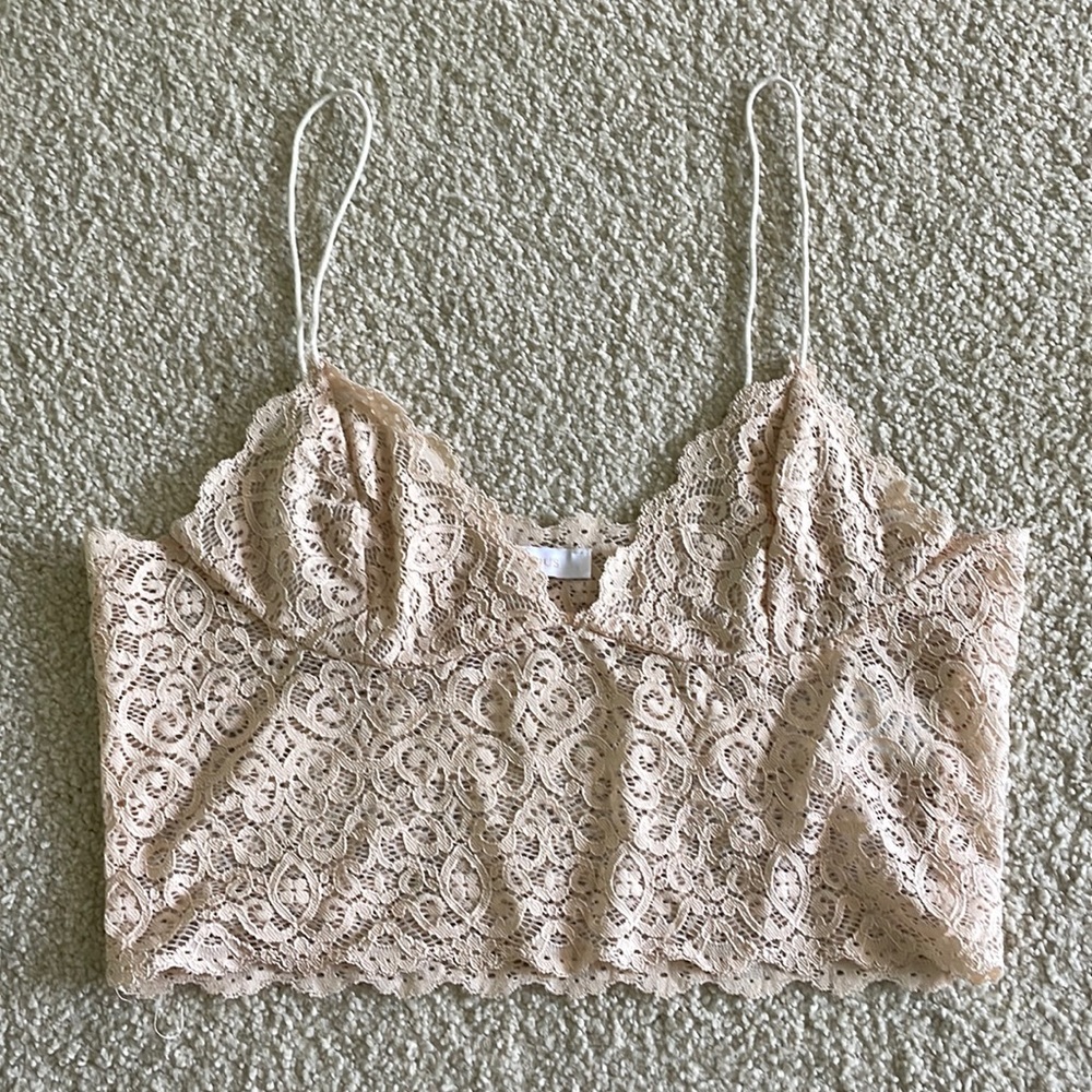 Pink lacey crop top/ bralette